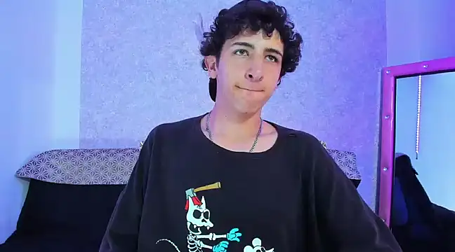 Kerverr  online show from March 19, 2025, 12:15 am