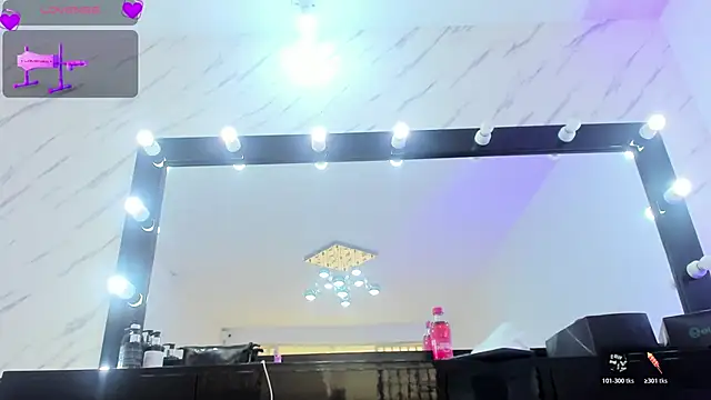 Snapshot of ElisabethMassey chatting on October 28, 2025, 2:16 pm ElisabethMassey online show from October 28, 2025, 2:16 pm