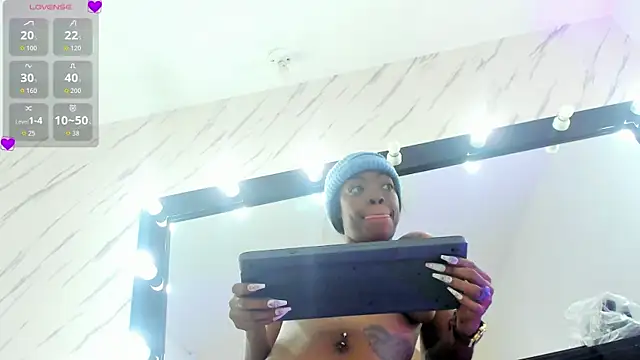 Snapshot of ElisabethMassey chatting on September 29, 2025, 1:50 pm ElisabethMassey online show from September 29, 2025, 1:50 pm