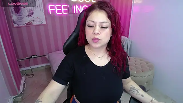 Snapshot of _Ambar72_b chatting on March 22, 2025, 12:57 pm Ambar72 b online show from March 22, 2025, 12:57 pm