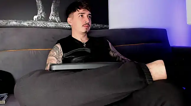 uptomatty online show from March 2, 2025, 7:21 am