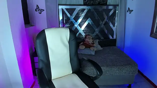nova sex01 online show from June 11, 2026, 2:53 am