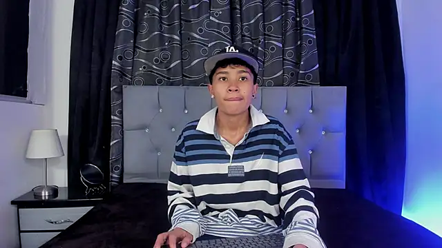 nova sex01 online show from March 15, 2025, 2:46 am