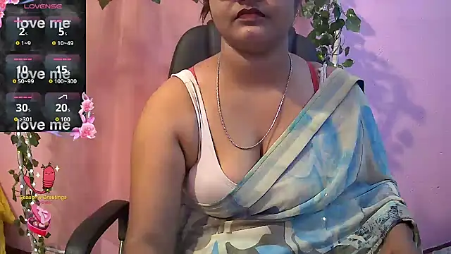 Pari-new online show from October 1, 2025, 4:39 am