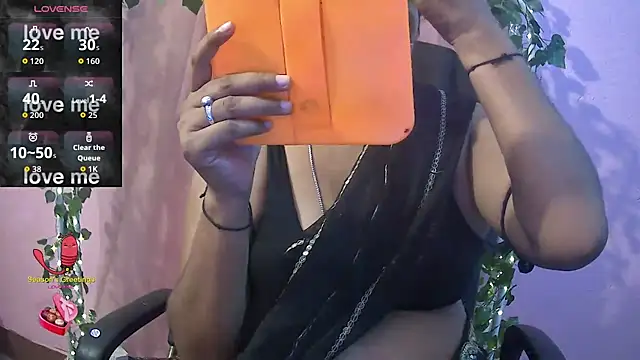 Snapshot of Pari-new chatting on July 9, 2026, 4:13 am Pari-new online show from July 9, 2026, 4:13 am