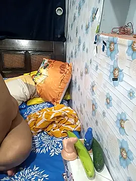 Snapshot of tina8th chatting on March 1, 2026, 5:35 pm tina8th online show from March 1, 2026, 5:35 pm