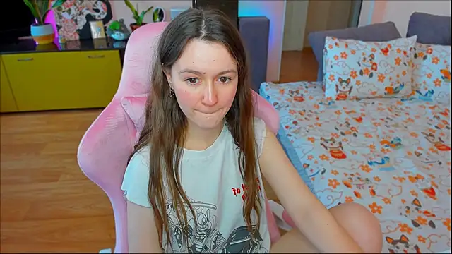 Snapshot of ameli_moon chatting on September 11, 2025, 1:55 pm ameli moon online show from September 11, 2025, 1:55 pm