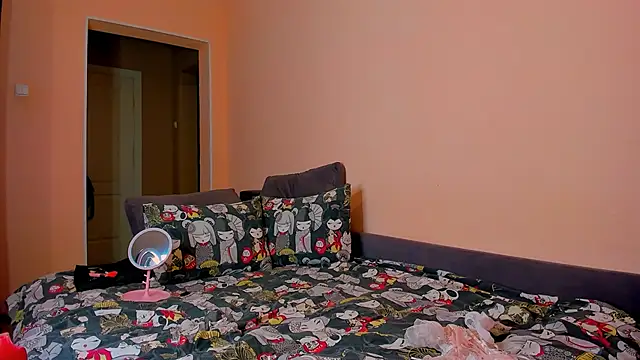 Snapshot of ameli_moon chatting on October 25, 2025, 7:25 pm ameli moon online show from October 25, 2025, 7:25 pm