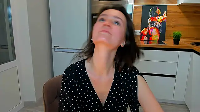 Snapshot of ameli_moon chatting on January 21, 2025, 3:43 pm ameli moon online show from January 21, 2025, 3:43 pm