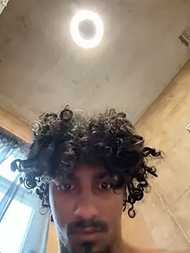 carlitos5505 online show from February 13, 2025, 3:24 pm