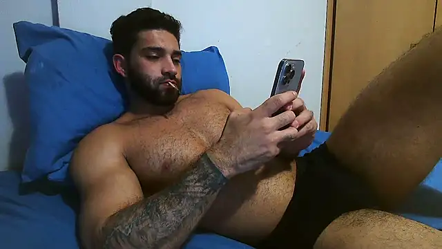 Snapshot of macho_fit chatting on May 31, 2026, 1:11 am macho fit online show from May 31, 2026, 1:11 am