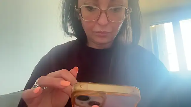 Serena 4you online show from April 6, 2026, 2:29 pm