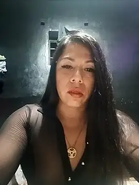 Snapshot of Karenn12 chatting on February 13, 2026, 4:12 am Karenn12 online show from February 13, 2026, 4:12 am