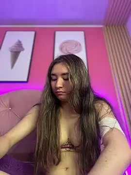 Sophie LS online show from March 7, 2025, 8:56 am