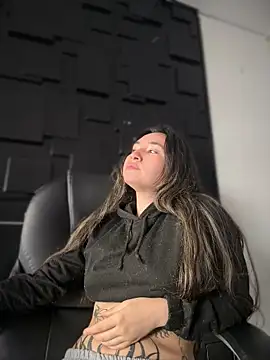 Sophie LS online show from April 13, 2026, 3:49 pm