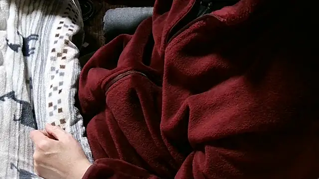 cinnabar red online show from April 13, 2026, 2:04 am