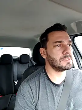 KAZADO LIBERAL online show from September 28, 2025, 2:13 pm