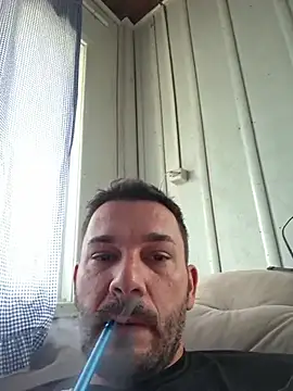 KAZADO LIBERAL online show from October 18, 2025, 7:27 pm