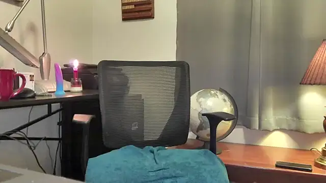 Scotty52838 online show from September 25, 2025, 4:40 am