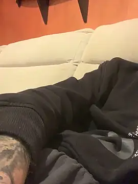 Chicano2k online show from January 15, 2025, 8:37 pm