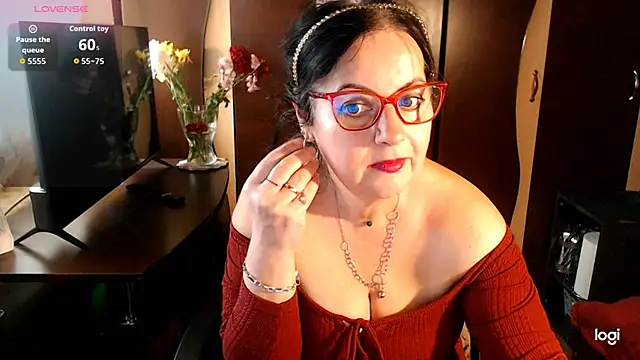 exymilf  online show from November 17, 2025, 12:09 pm