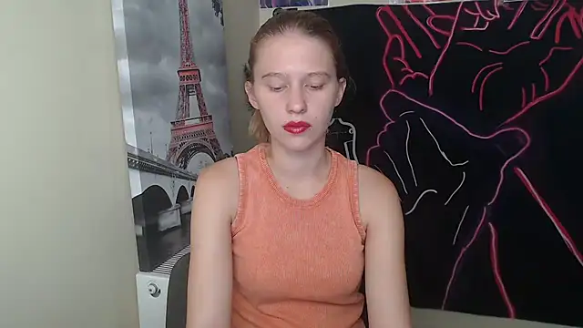 StellaCRL online show from September 25, 2025, 12:22 pm