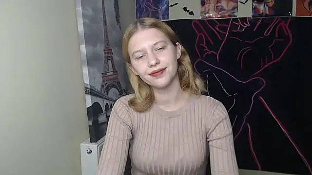 StellaCRL online show from October 10, 2025, 6:09 pm