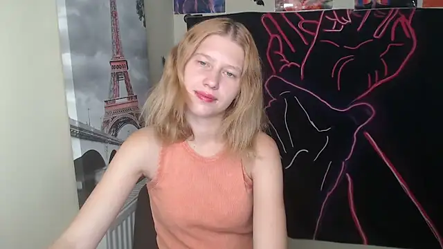 StellaCRL online show from September 24, 2025, 6:09 am