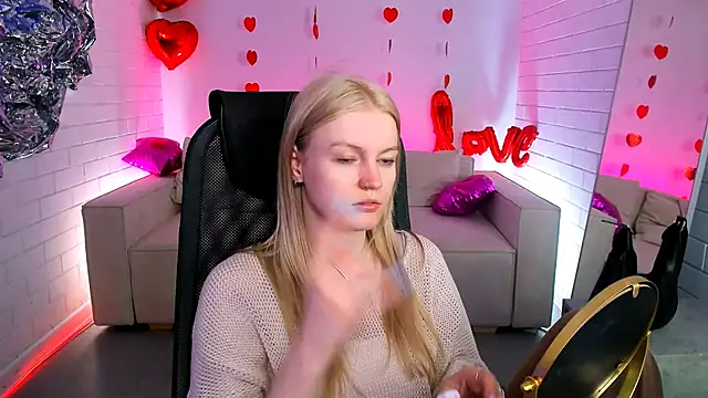 GraceGlamour online show from March 11, 2025, 11:23 am