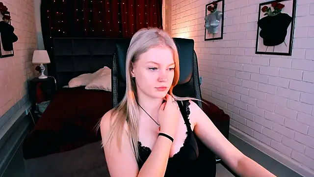 GraceGlamour online show from October 15, 2025, 5:06 am