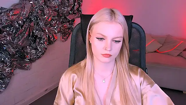 GraceGlamour online show from November 30, 2025, 5:14 pm