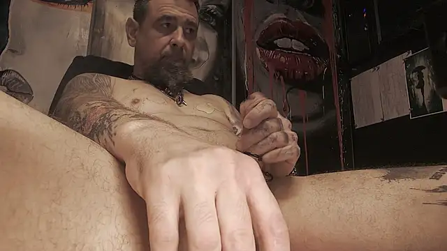 dani4334 online show from October 8, 2025, 6:37 am