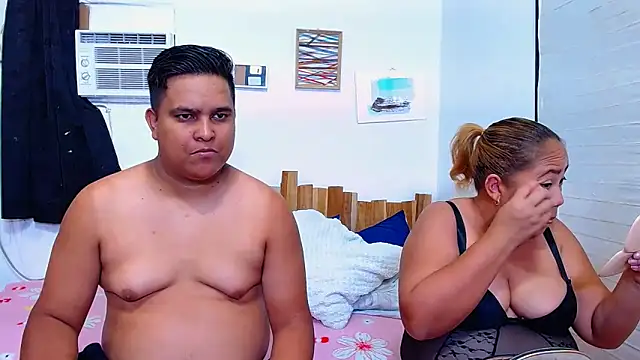 lucasandSofi online show from February 8, 2026, 2:09 am