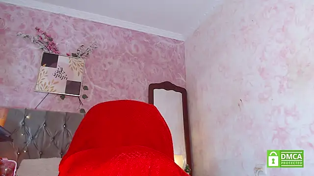 moon hill online show from November 12, 2025, 2:26 am