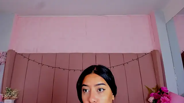 MollyBigBoobs12 online show from October 1, 2025, 8:46 pm