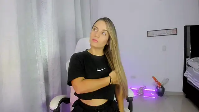 Sara lopez 28 online show from February 28, 2025, 10:20 am