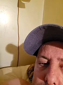 HeteroHotGuy1 online show from January 20, 2025, 8:52 am