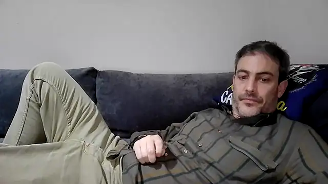 basquehotboy online show from February 17, 2025, 10:05 pm