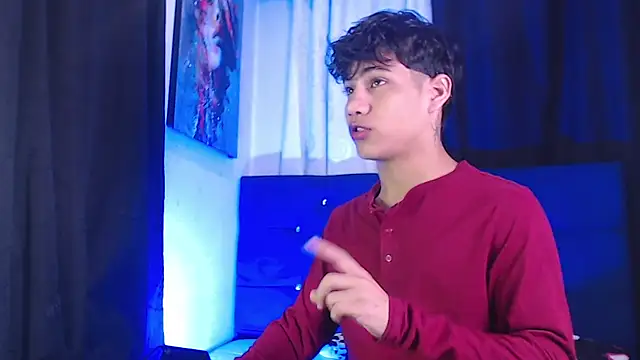 Snapshot of Sexys_Boys_Hot1 chatting on February 1, 2026, 1:37 am Sexys Boys Hot1 online show from February 1, 2026, 1:37 am