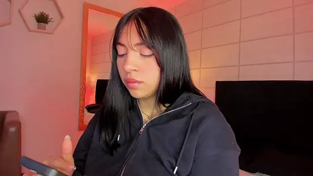 Christine Laam online show from January 13, 2026, 12:09 pm