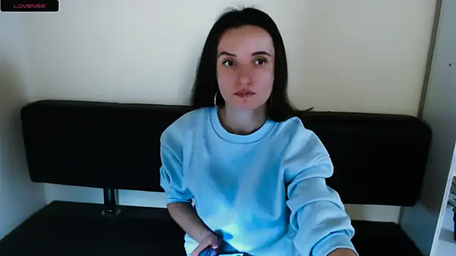 LaimaV  online show from January 7, 2025, 2:08 pm