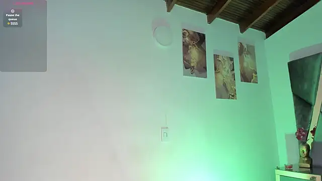 Milan ebony online show from March 19, 2025, 11:28 am