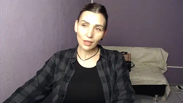  sexy lady online show from October 8, 2025, 1:45 pm