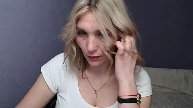  sexy lady online show from March 18, 2025, 7:33 pm