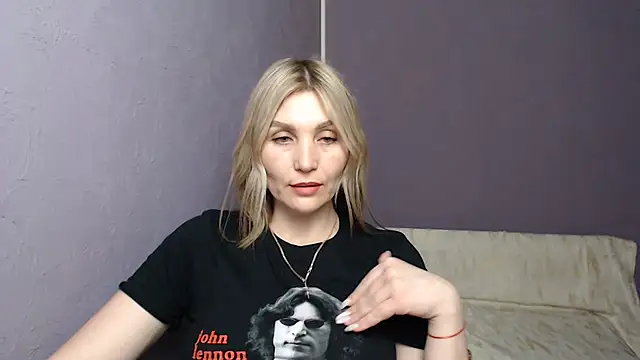  sexy lady online show from March 13, 2025, 8:22 pm