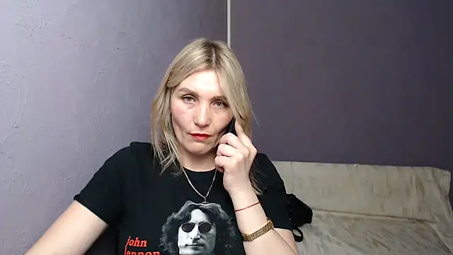  sexy lady online show from March 13, 2025, 5:18 pm