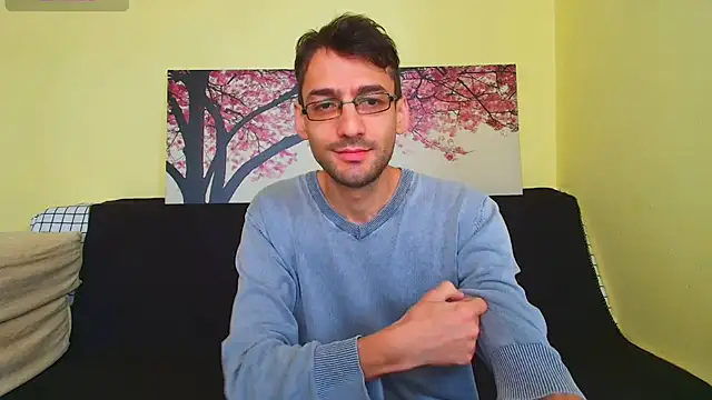 Snapshot of HungEddy chatting on October 12, 2025, 11:22 am HungEddy online show from October 12, 2025, 11:22 am