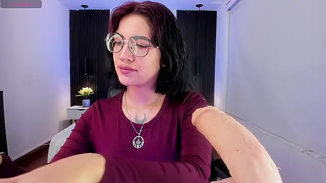 Gianna foxy online show from March 12, 2025, 5:24 am