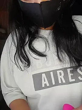 Nisha027 online show from March 6, 2025, 1:03 pm