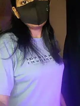 Nisha027 online show from March 11, 2025, 2:18 pm